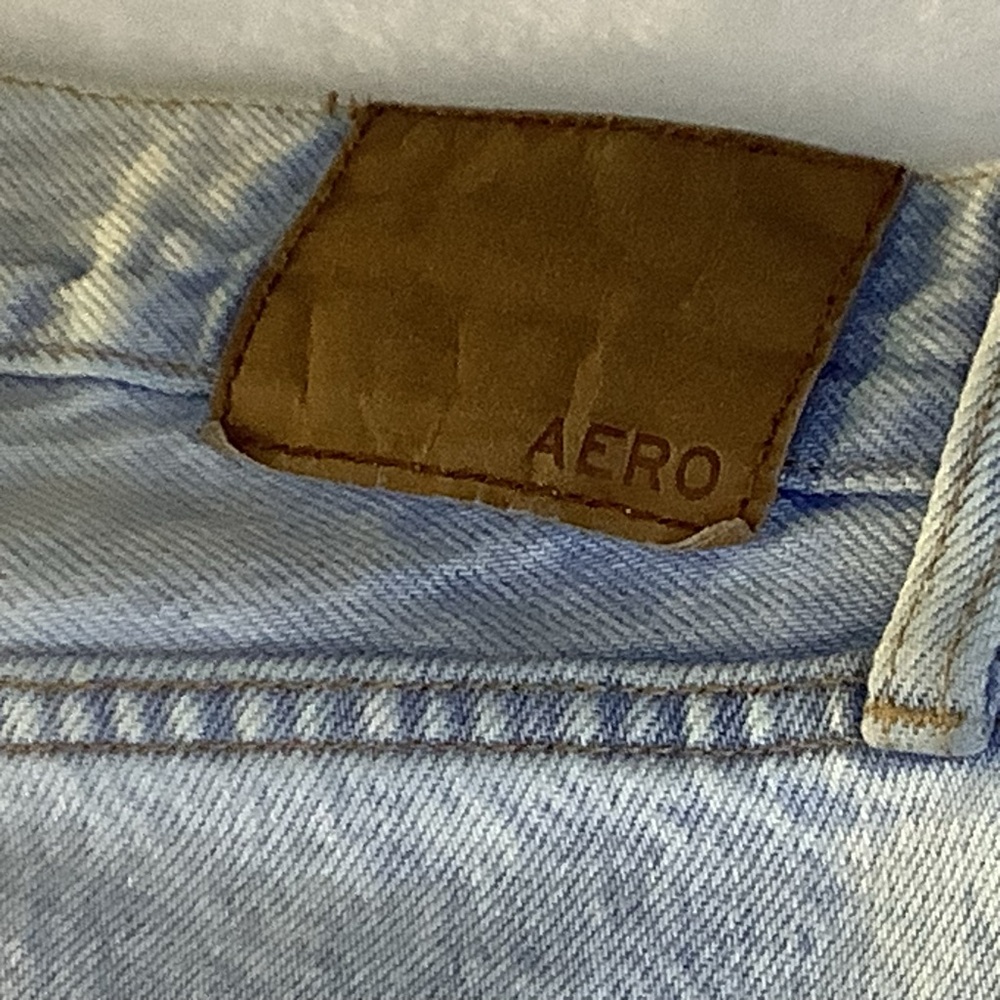 AEROPOSTALE Distressed Mom Jean size 6 - Picture 3 of 9